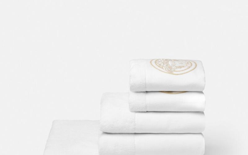 Πετσέτες Μπάνιου Versace κωδ Ver160,Αναστασία Παπιδάκη,Λευκά Είδη,Μεταποίηση,Κουρτίνες,Υφάσματα,Κουβέρτες,Παπλώματα,Κουρτίνες,Κουρτινόξυλα,Παπλώματα Βρεφικά,Πετσέτες Βρεφικές,Κουβέρτες Βρεφικές,Βρεφικά Σεντόνια,Παιδικά Παπλώματα,Σεντόνια Παιδικά,Πετσέτες Παιδικές,Ριχτάρια Καναπέ,Τραπεζομάντηλα,Πετσέτες Κουζίνας,Πετσέτες Μπάνιου,Κουρτίνες Μπάνιου,Χαλιά,Πακέτα Βάπτισης,Ταπετσαρίες